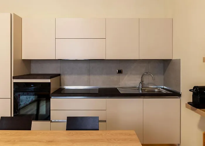 Guesthost - Porta Pia Bright Apartment *